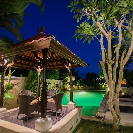Teras Karma Villa Jimbaran Exteriör bild